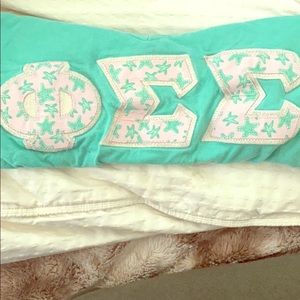 PHI SIGMA SIGMA Lilly Pulitzer letters